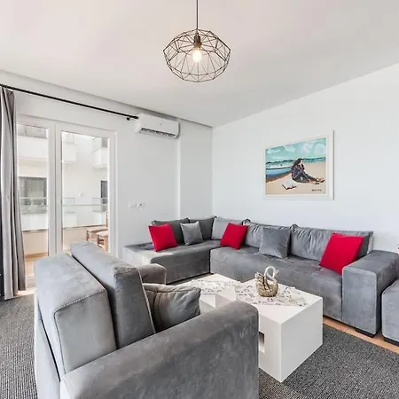 Seaview Luxury By Ps דירה גולם